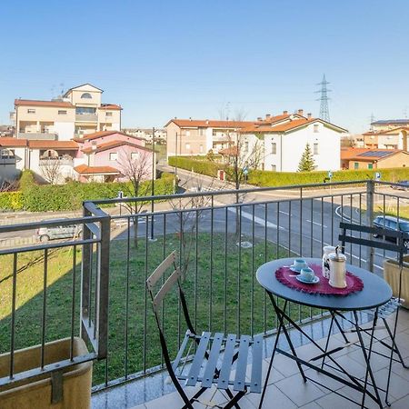 Parma Fiere Studio Con Parcheggio E Balcone Lägenhet Exteriör bild
